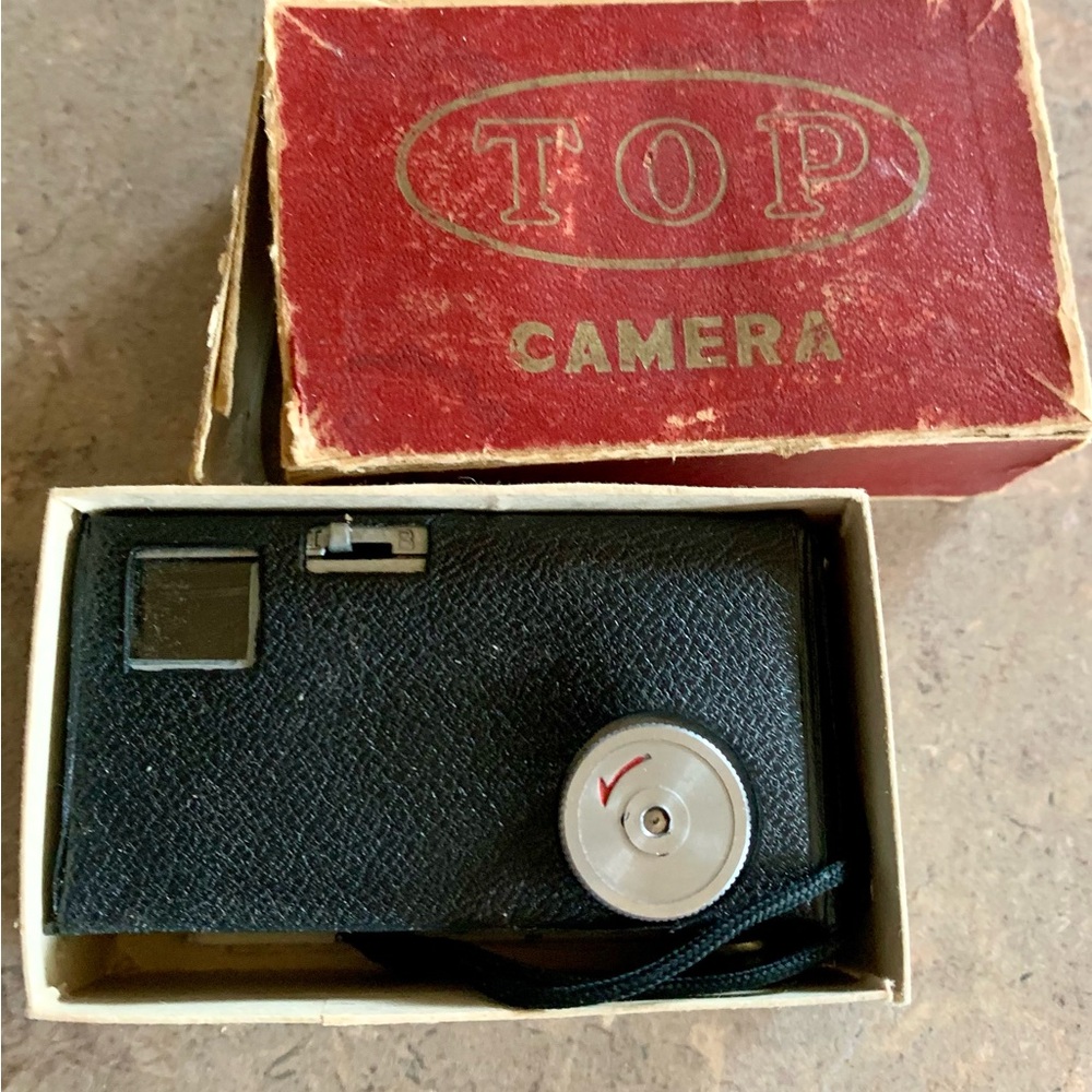 OP Black Vintage MINI Camera